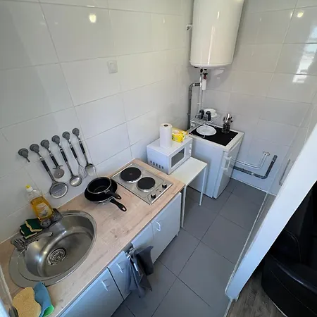 Prox Gares, Zenith, Centre Ville, Stade Pierre Mauroy, Metro, Bus, Fast Food Apartment